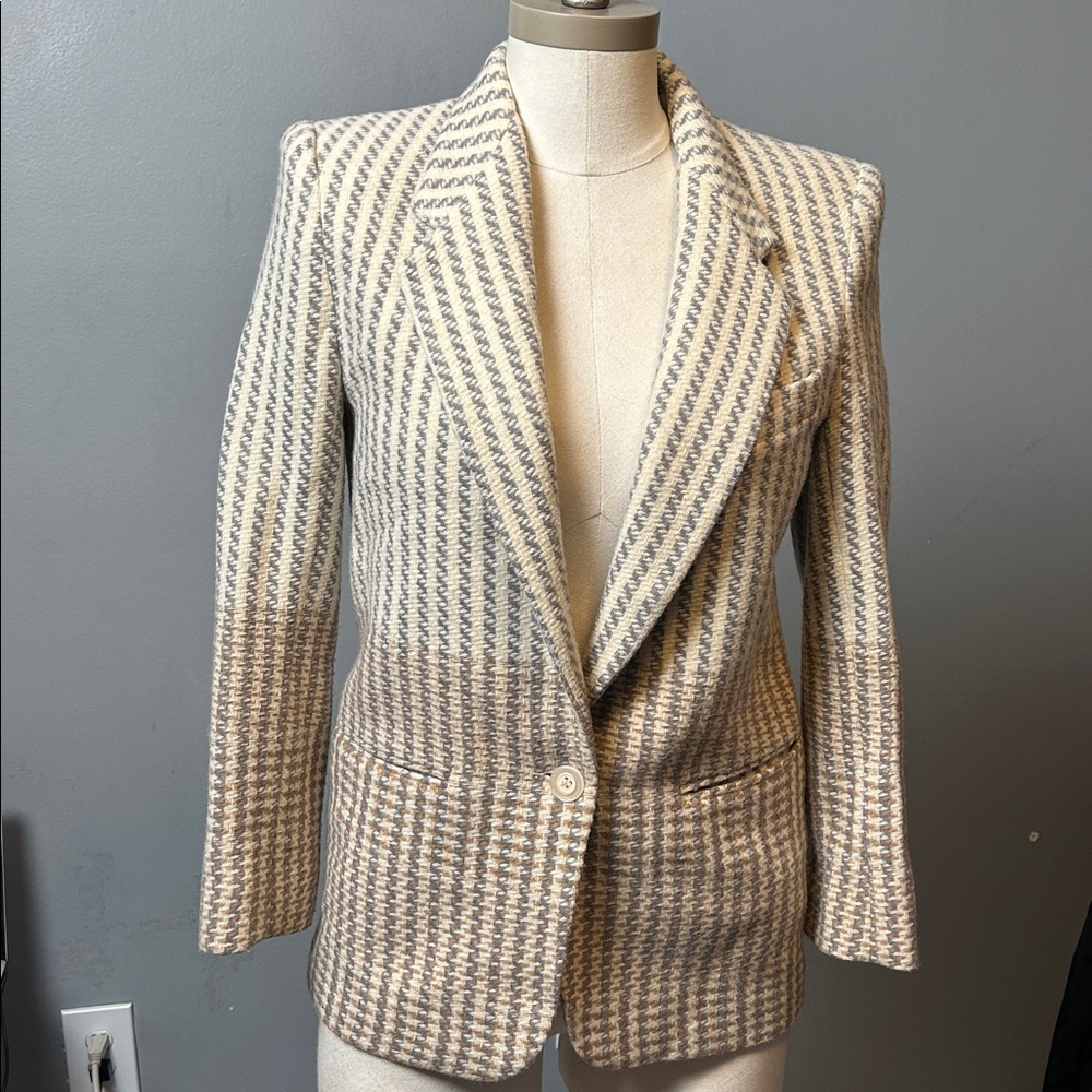 Vintage Adolfo Atelier Stylish Women's BlazerCream brown tones wool blend size S